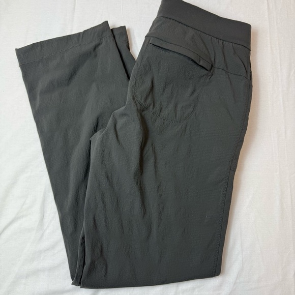 Athleta Men's Gray Pants Size 12 - Picture 1 of 14